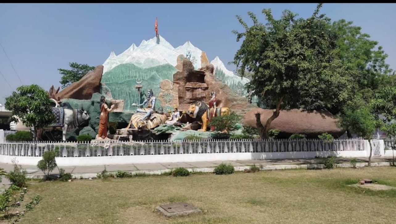 Raja Guest House -- Jalandhar Railway Station -- For Family, Couples, Travellers Zewnętrze zdjęcie